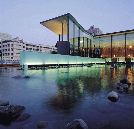 <b>配置臭氧老化實(shí)驗(yàn)箱的電源需要注意哪些問(wèn)題？</b>